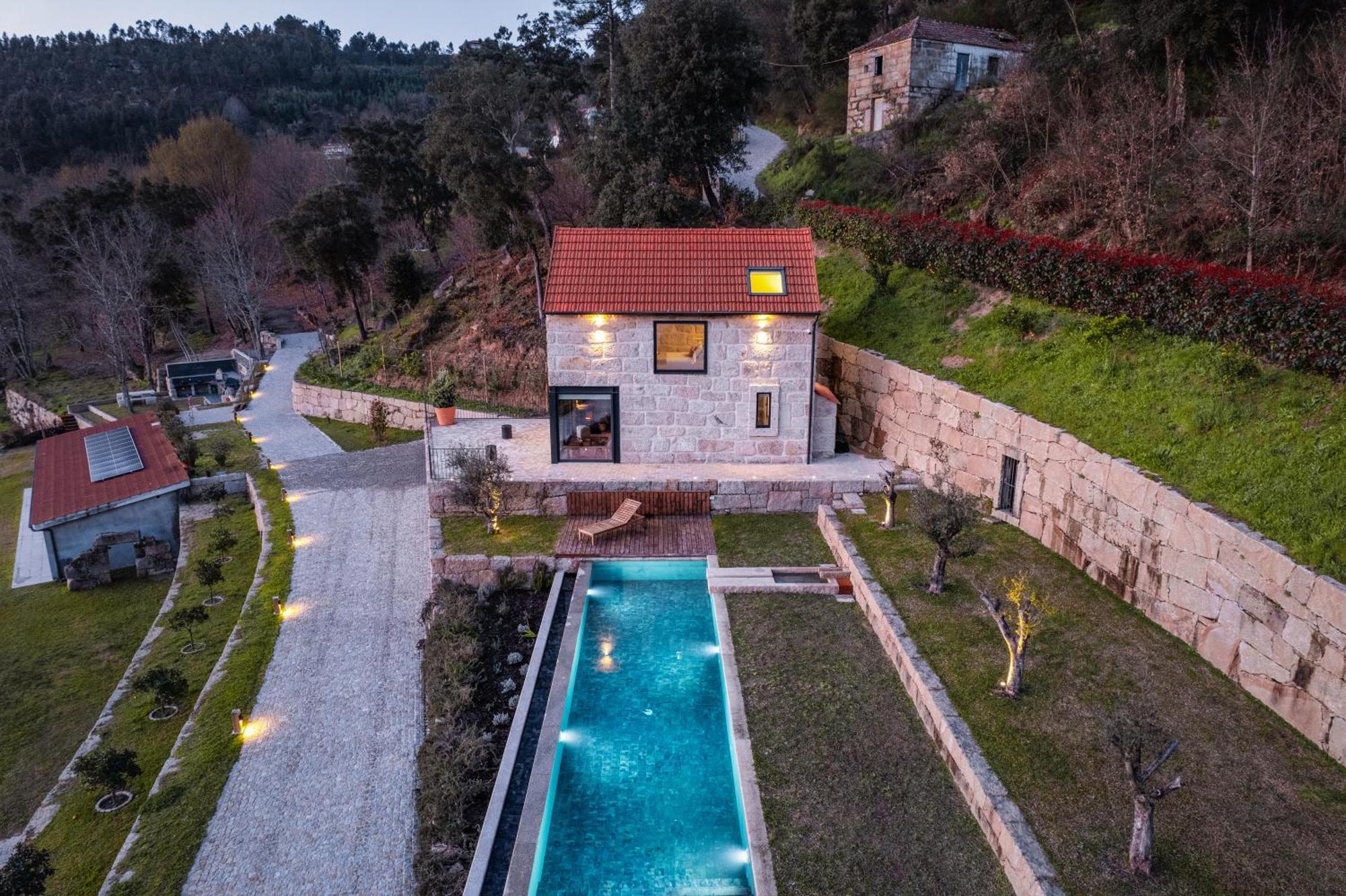 Javardo - Family House - Douro Penha Longa Exterior photo