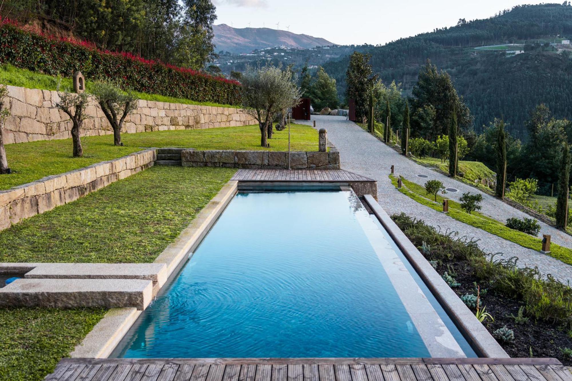 Javardo - Family House - Douro Penha Longa Exterior photo