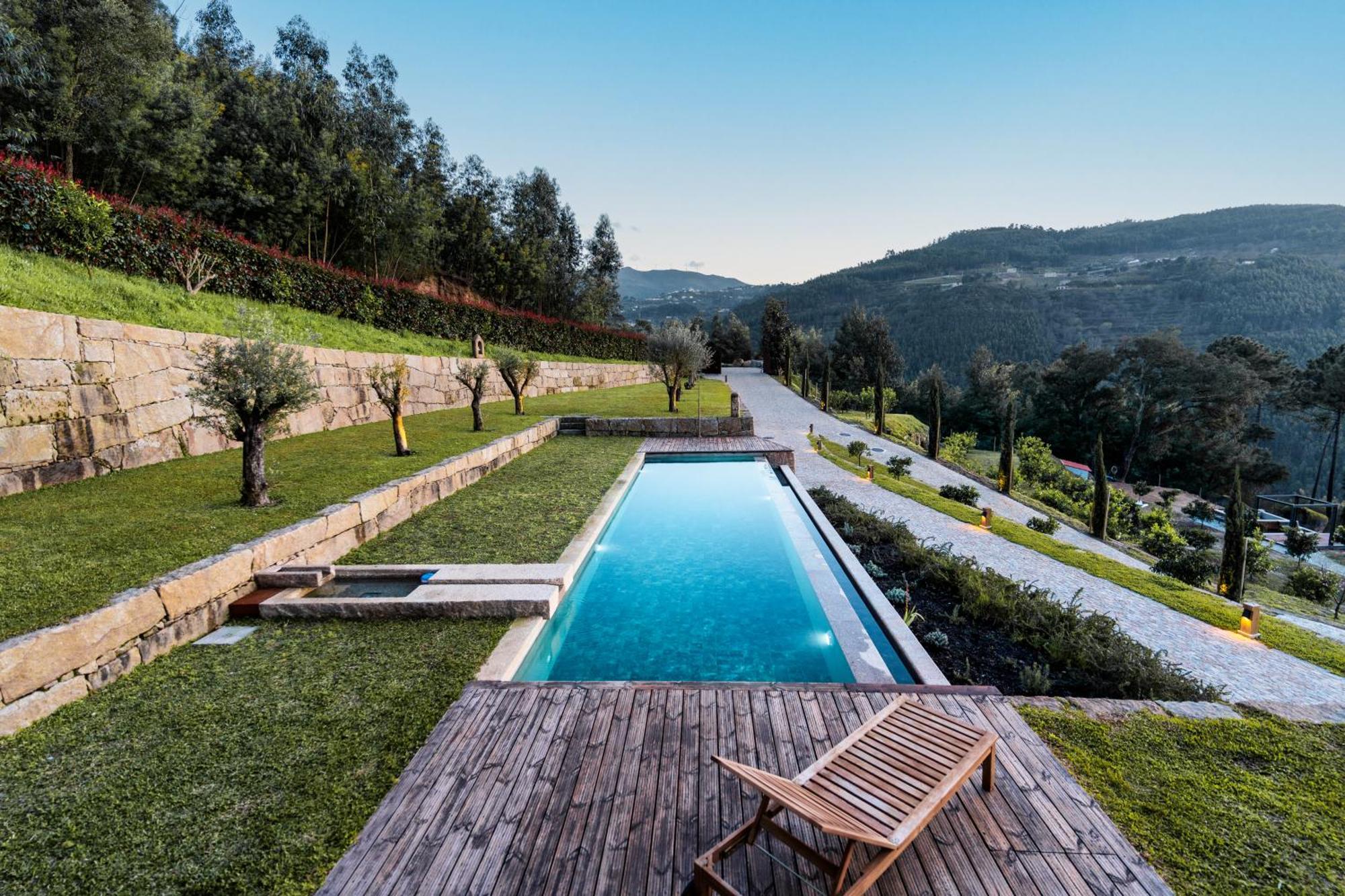 Javardo - Family House - Douro Penha Longa Exterior photo